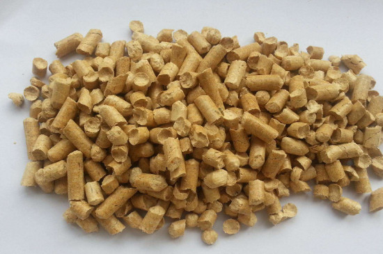 松木猫砂和豆腐猫砂哪个好，两种猫砂的区别和优缺点对比